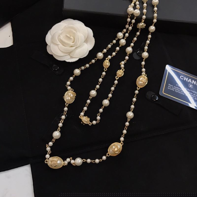 Ch*el brooches
